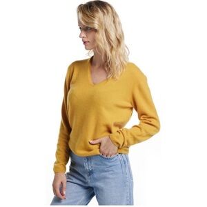 360 Cashmere Mustard Yellow Sweater 100% Cashmere